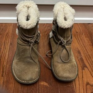 Ugg size 7 boots